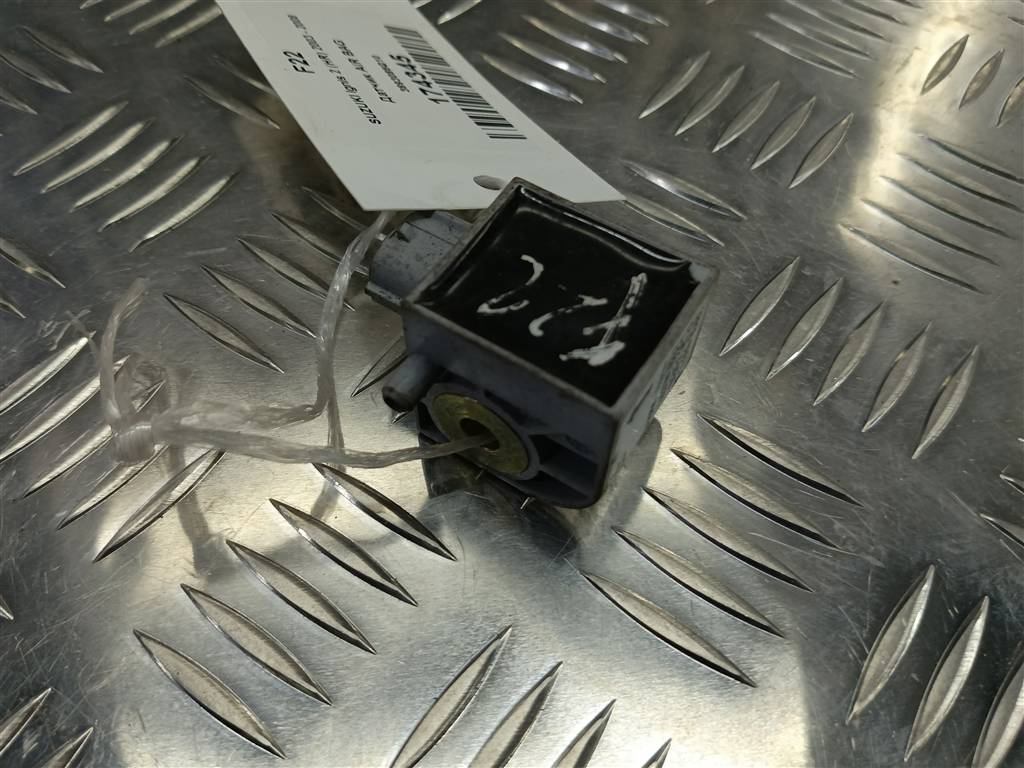 датчик удара (air bag) SUZUKI IGNIS 1.5 MT (99 л.с.)Ignis  II (2003—2008) Хетчбэк 3893086G10, 630 рублей, Москва