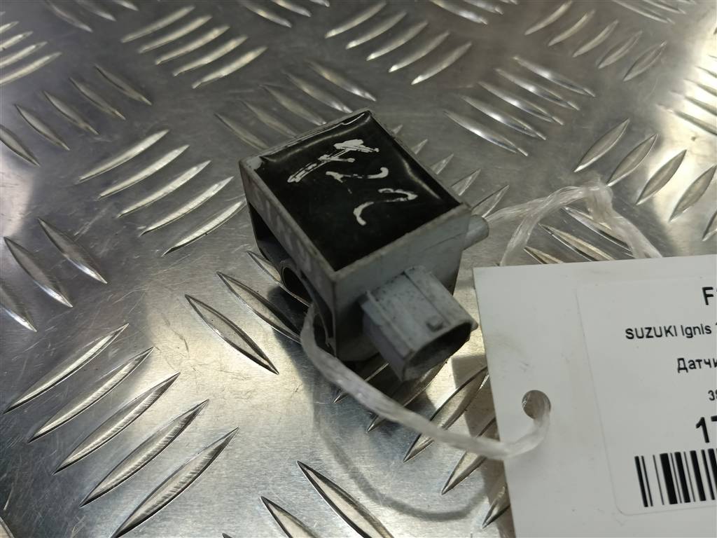 датчик удара (air bag) SUZUKI IGNIS 1.5 MT (99 л.с.)Ignis  II (2003—2008) Хетчбэк 3893086G10, 630 рублей, Москва