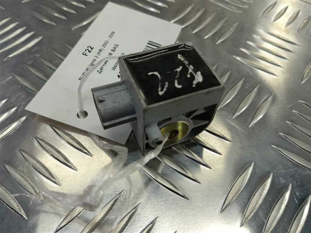 датчик удара (air bag) SUZUKI IGNIS 1.5 MT (99 л.с.)Ignis  II (2003—2008) Хетчбэк 3893086G10, 630 рублей, Москва