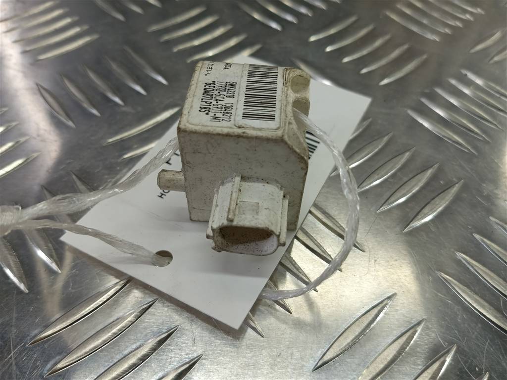 датчик удара (air bag) HONDA CR-V 2.0 AT (150 л.с.)CR-V  II (2001—2004) Внедорожник 77970SCAG91, 630 рублей, Москва