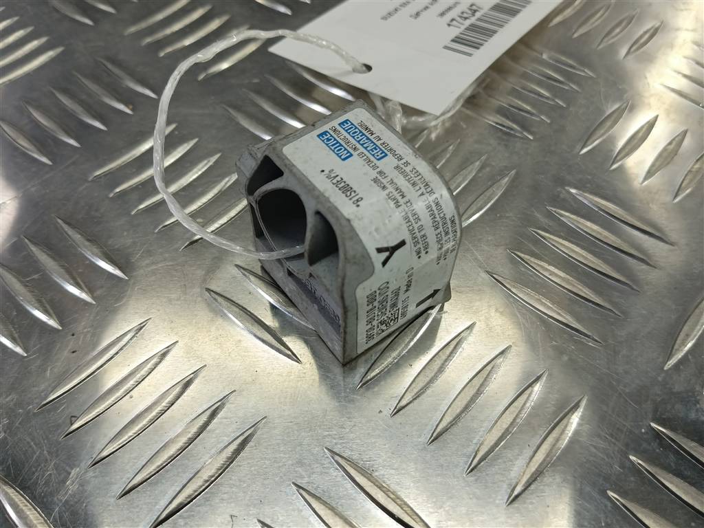 датчик удара (air bag) SUZUKI SX4 1.6 MT (125 л.с.)Swift  III (2004—2011) Хетчбэк 3893080J10, 630 рублей, Москва