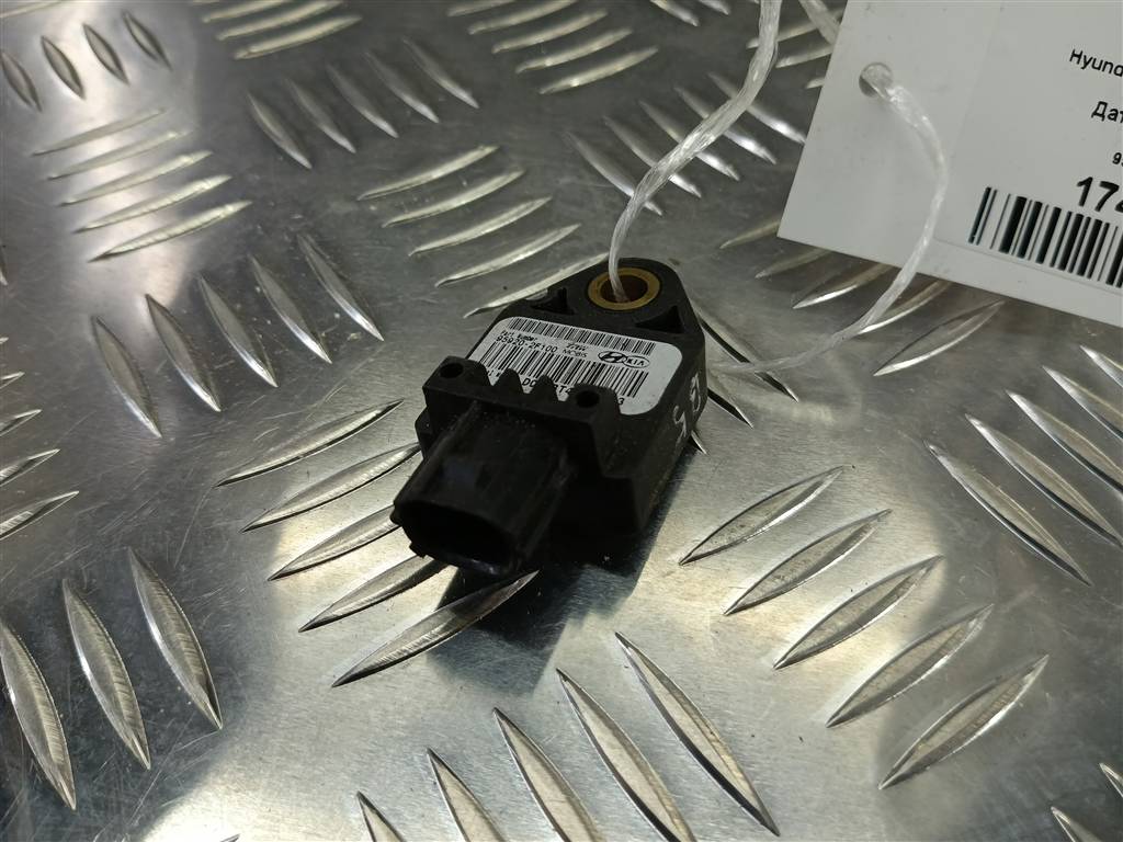 датчик удара (air bag) Hyundai GETZ 1.4 AT (97 л.с.)Getz  I рестайлинг (2005—2011) Хетчбэк 95920-2F100, 520 рублей, Москва