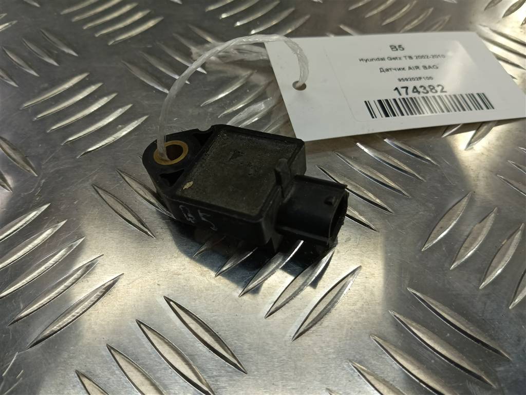 датчик удара (air bag) Hyundai GETZ 1.4 AT (97 л.с.)Getz  I рестайлинг (2005—2011) Хетчбэк 95920-2F100, 520 рублей, Москва