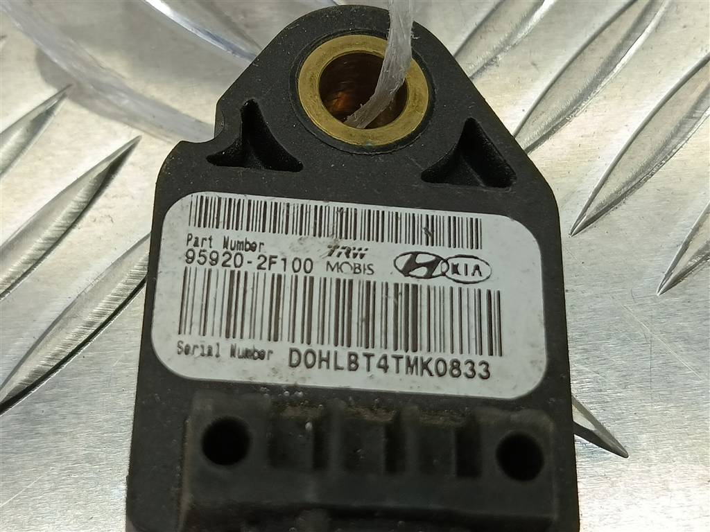 датчик удара (air bag) Hyundai GETZ 1.4 AT (97 л.с.)Getz  I рестайлинг (2005—2011) Хетчбэк 95920-2F100, 520 рублей, Москва
