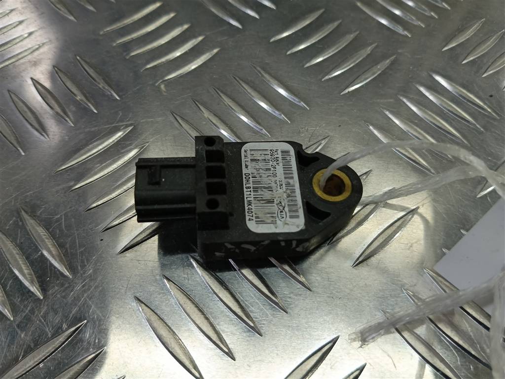 датчик удара (air bag) Hyundai GETZ 1.1 MT (66 л.с.)Getz  I рестайлинг (2005—2011) Хетчбэк 95920-2F100, 520 рублей, Москва