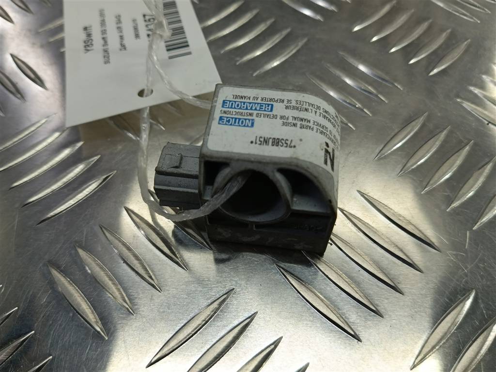 датчик удара (air bag) SUZUKI SWIFT 1.3 MT (93 л.с.)Swift  III (2004—2011) Хетчбэк 3893062J10, 520 рублей, Москва