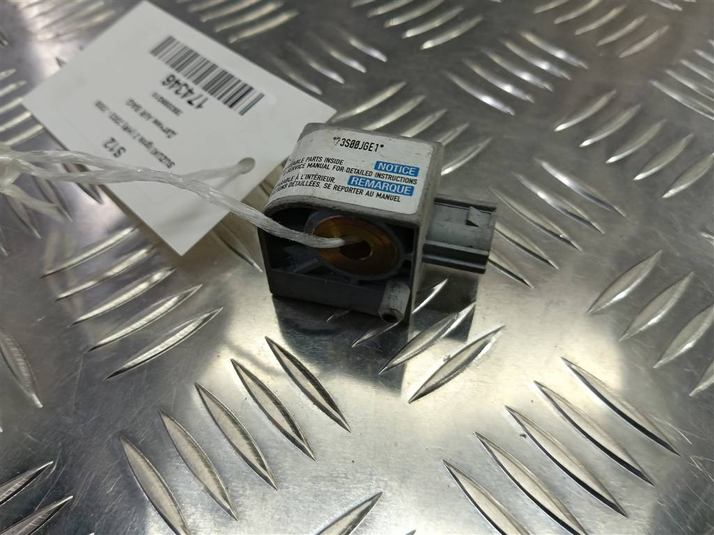 датчик удара (air bag) SUZUKI IGNIS 1.5 MT (99 л.с.)Ignis  II (2003—2008) Хетчбэк 3893086G10, 630 рублей, Москва