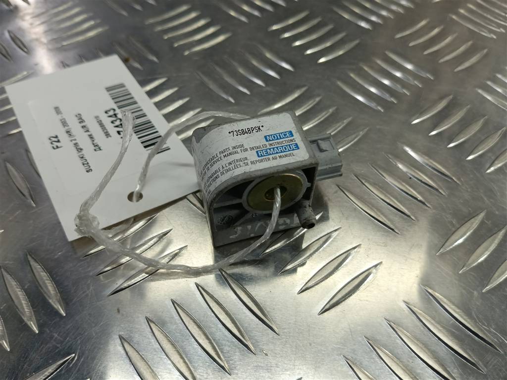 датчик удара (air bag) SUZUKI IGNIS 1.5 MT (99 л.с.)Ignis  II (2003—2008) Хетчбэк 3893086G10, 630 рублей, Москва