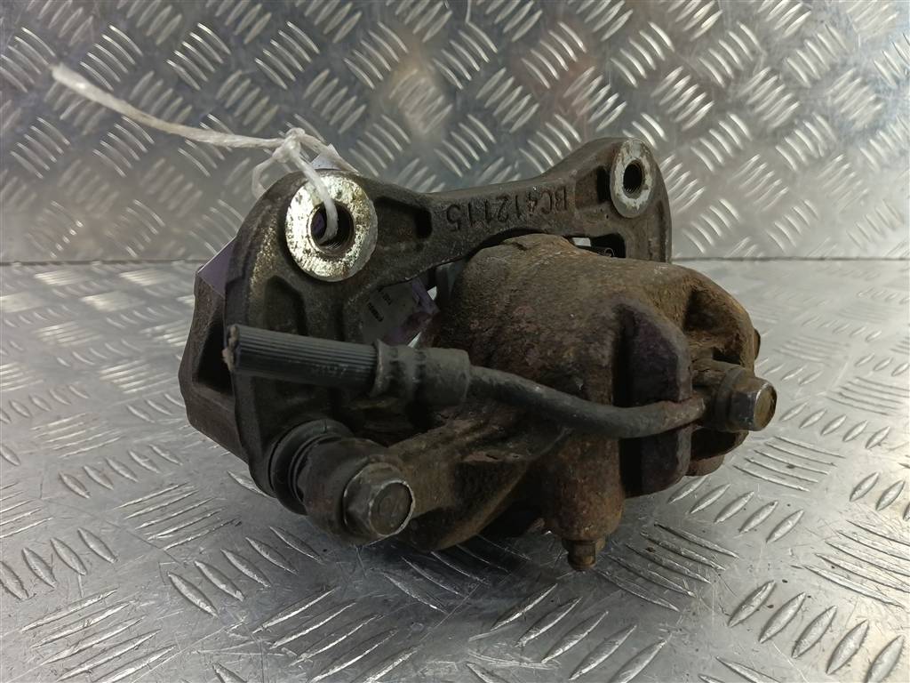 суппорт Hyundai I20 1.3 MT (78 л.с.)i20  I (2008—2012) Хетчбэк 581301J100, 2010 рублей, Москва