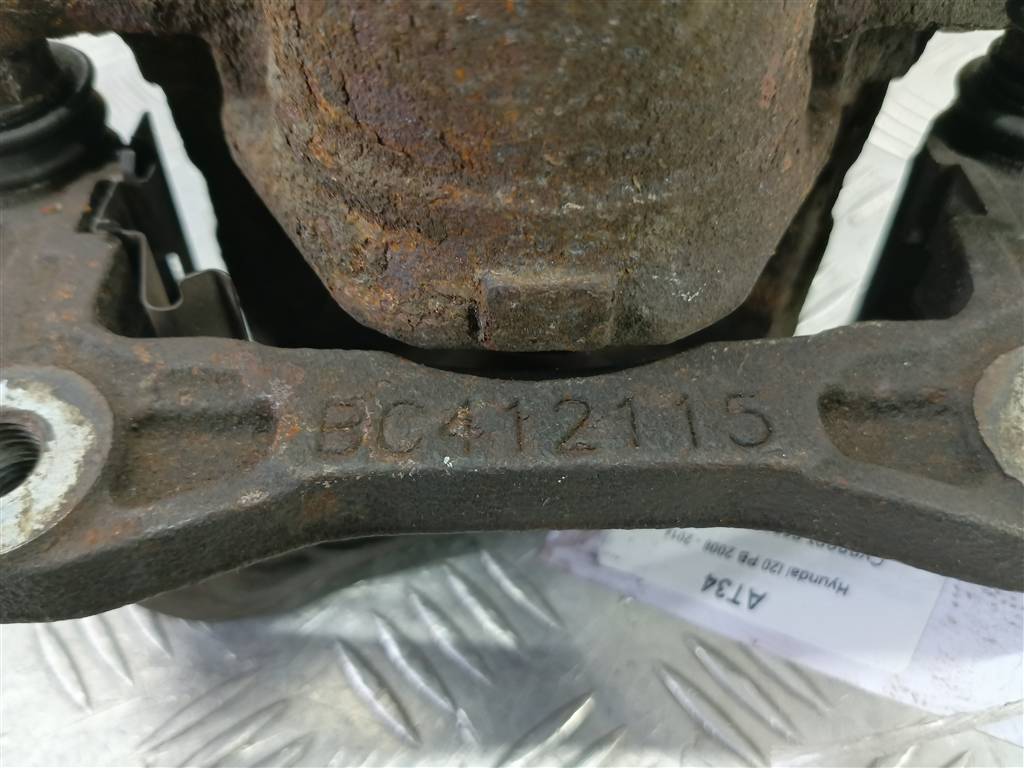 суппорт Hyundai I20 1.3 MT (78 л.с.)i20  I (2008—2012) Хетчбэк 581301J100, 2010 рублей, Москва