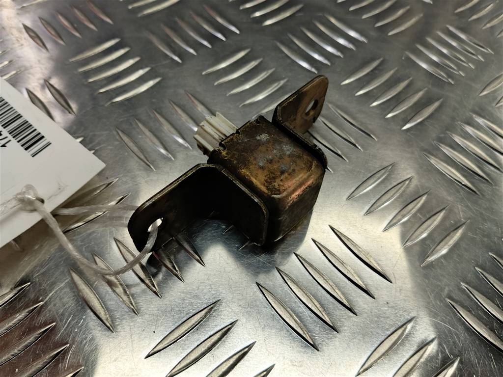 датчик удара (air bag) MITSUBISHI PAJERO  MR409363, 520 рублей, Москва