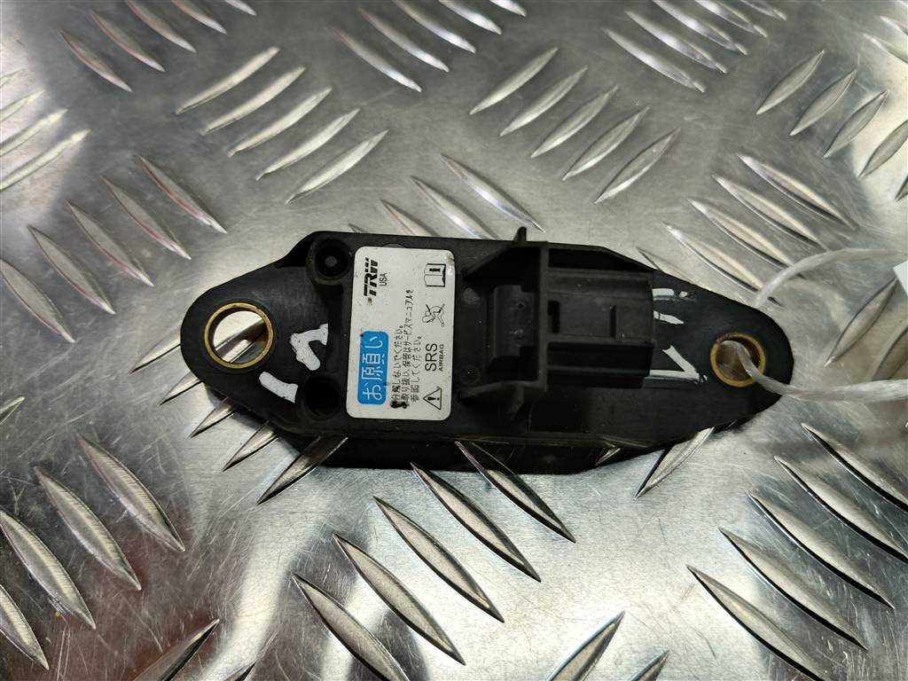 датчик удара (air bag) HONDA Accord 2.0 MT (155 л.с.)Accord  VII (2002—2006) Седан 77970SEAJ82, 980 рублей, Москва