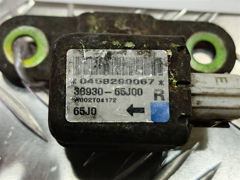 датчик удара (air bag) SUZUKI Grand Vitara 1.6 4WD MT (106 л.с.)Grand Vitara  II (2005—2008) Внедорожник 3893065J00, 520 рублей, Москва
