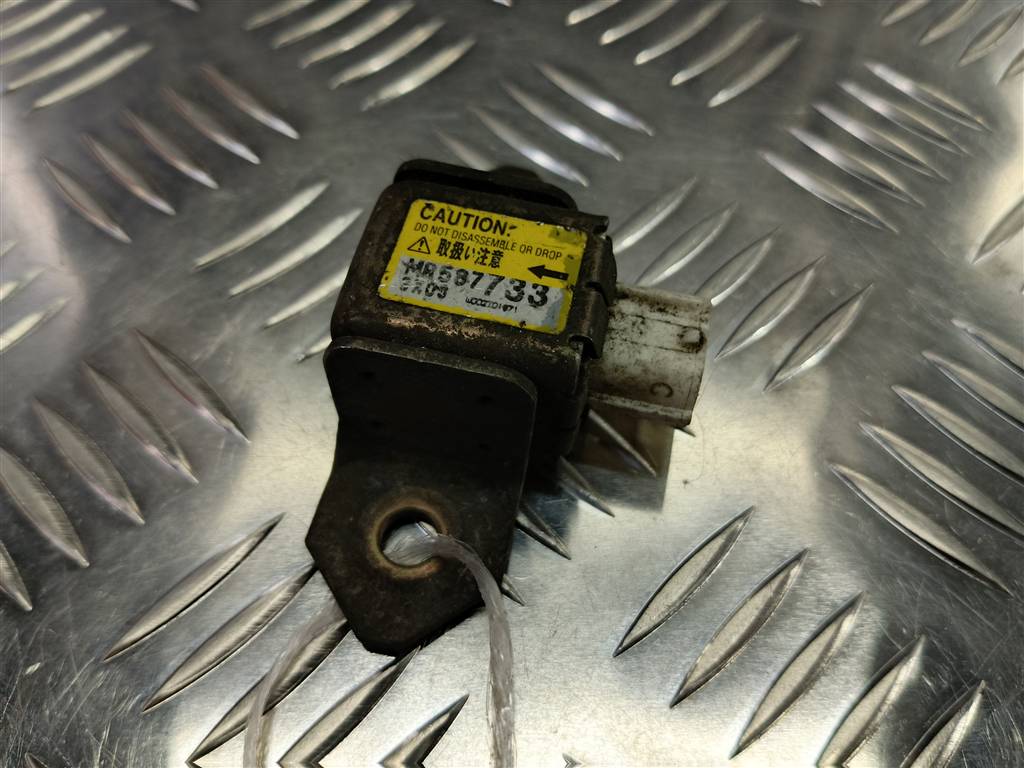 датчик удара (air bag) MITSUBISHI OUTLANDER  MR587733, 520 рублей, Москва