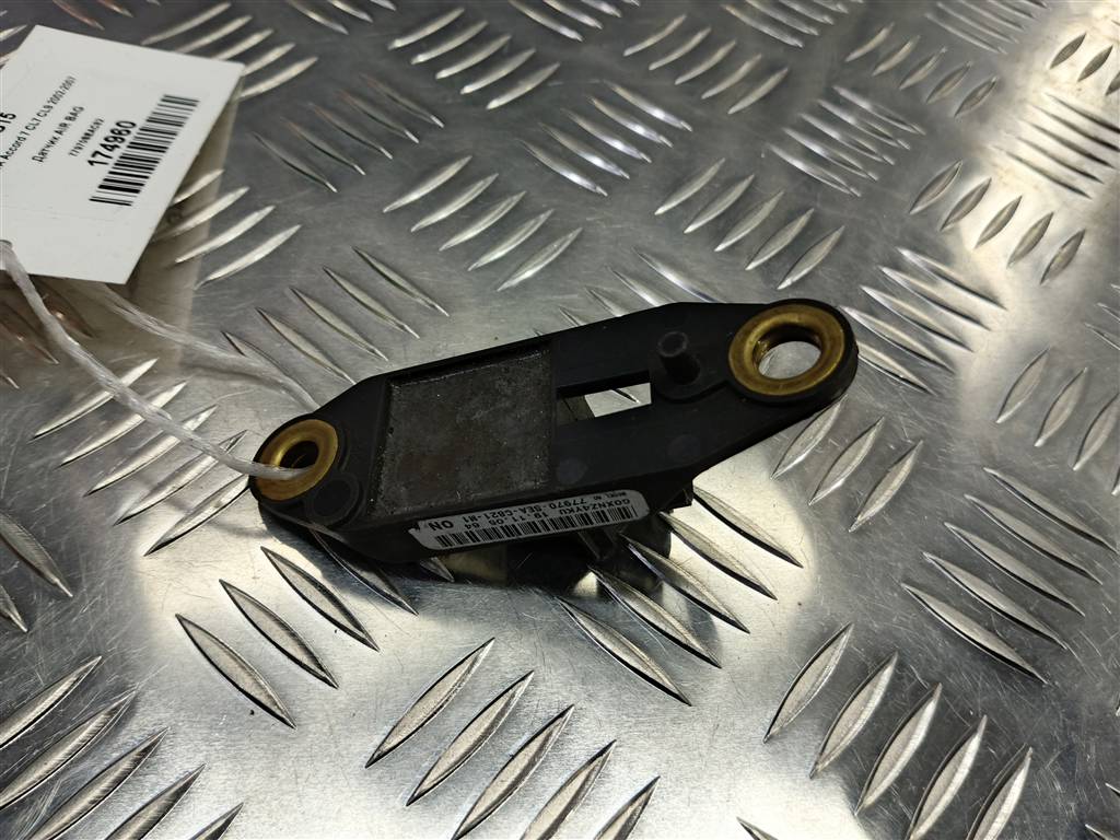 датчик удара (air bag) HONDA Accord 2.0 MT (155 л.с.)Accord  VII (2002—2006) Седан 77970SEAC82, 860 рублей, Москва