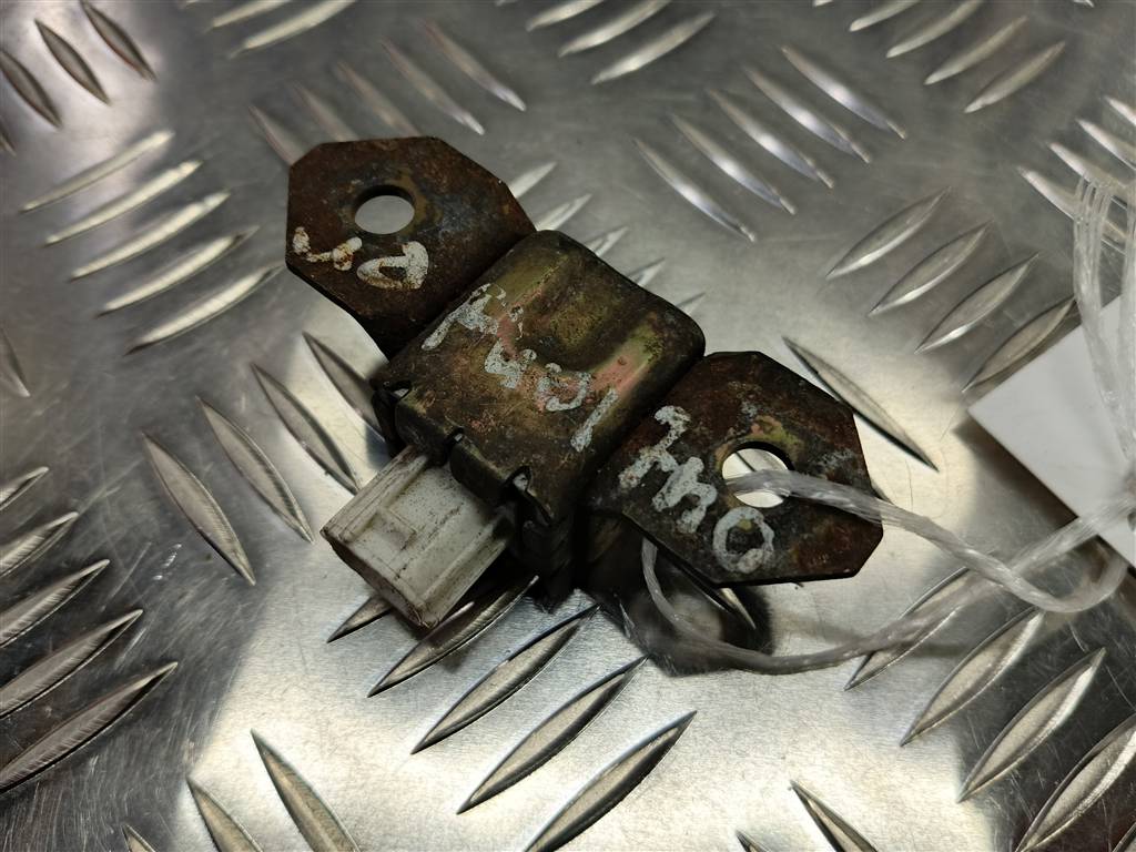 датчик удара (air bag) MITSUBISHI OUTLANDER  MR587733, 520 рублей, Москва