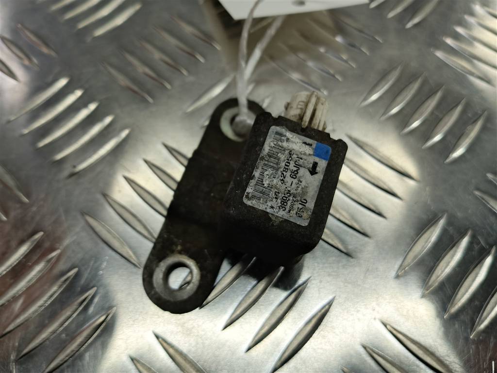 датчик удара (air bag) SUZUKI Grand Vitara  3893065J00, 520 рублей, Москва