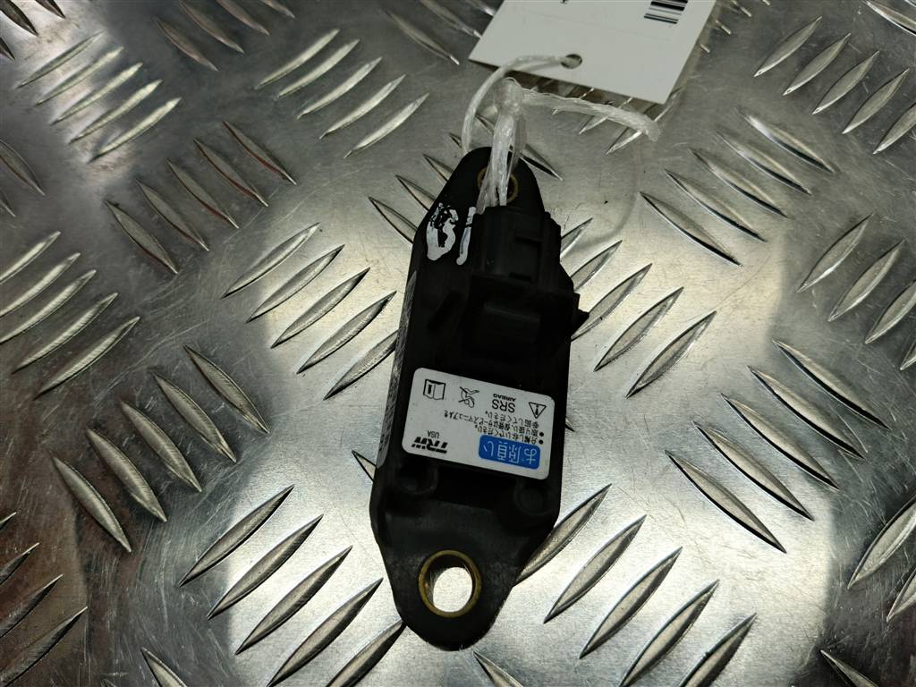 датчик удара (air bag) HONDA Accord 2.0 AT (155 л.с.)Accord  VII (2002—2006) Седан 77970SEAJ81, 520 рублей, Москва