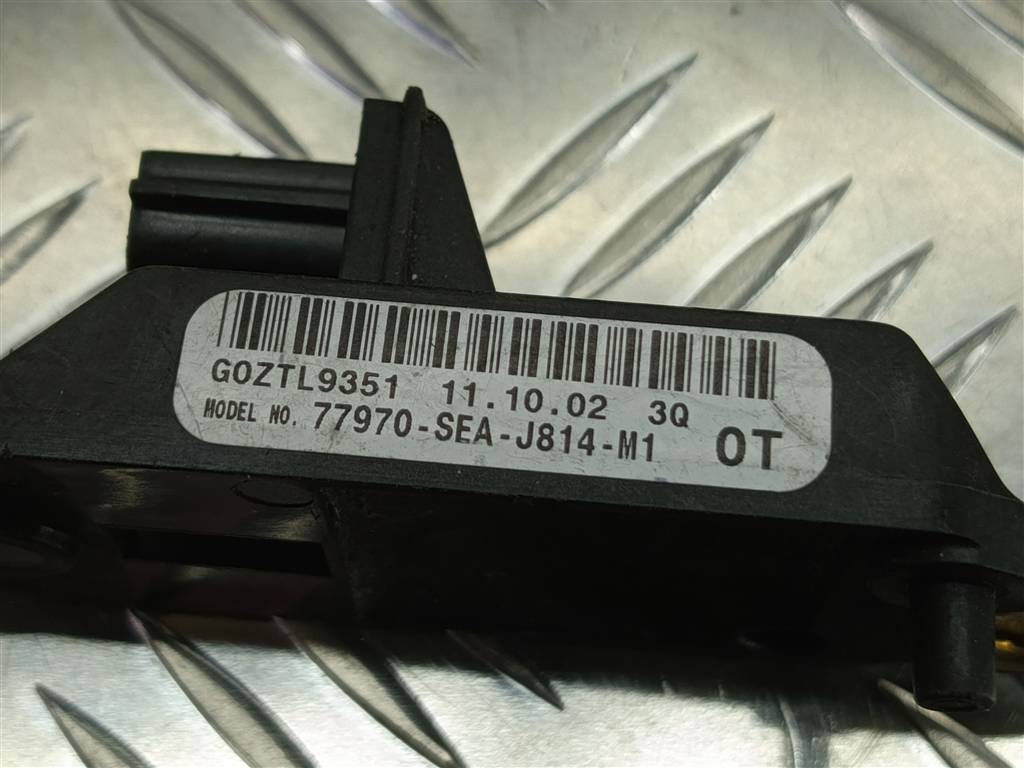 датчик удара (air bag) HONDA Accord 2.0 AT (155 л.с.)Accord  VII (2002—2006) Седан 77970SEAJ81, 520 рублей, Москва