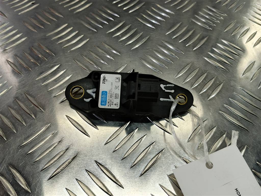 датчик удара (air bag) HONDA Accord 2.0 MT (155 л.с.)Accord  VII (2002—2006) Седан 77970SEAJ82, 980 рублей, Москва
