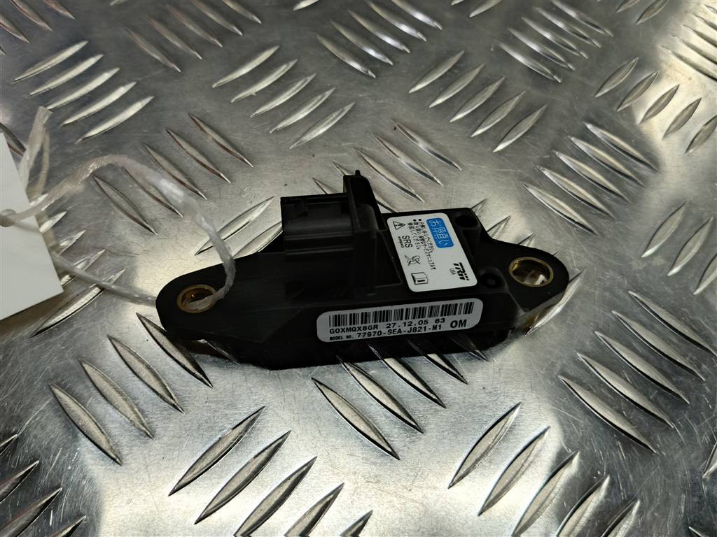 датчик удара (air bag) HONDA Accord 2.0 MT (155 л.с.)Accord  VII (2002—2006) Седан 77970SEAJ82, 980 рублей, Москва