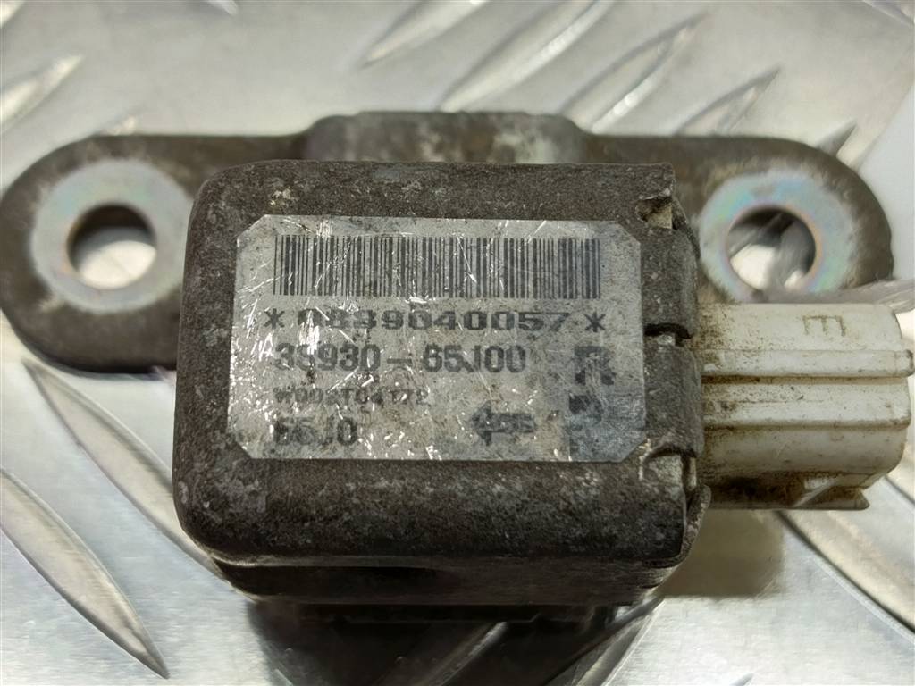 датчик удара (air bag) SUZUKI Grand Vitara  3893065J00, 520 рублей, Москва