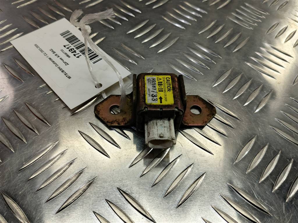 датчик удара (air bag) MITSUBISHI OUTLANDER  MR587733, 520 рублей, Москва