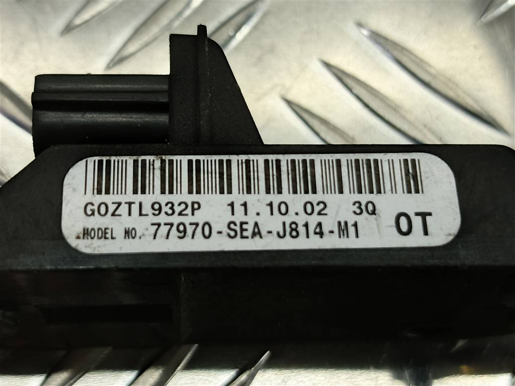 датчик удара (air bag) HONDA Accord 2.0 AT (155 л.с.)Accord  VII (2002—2006) Седан 77970SEAJ81, 520 рублей, Москва