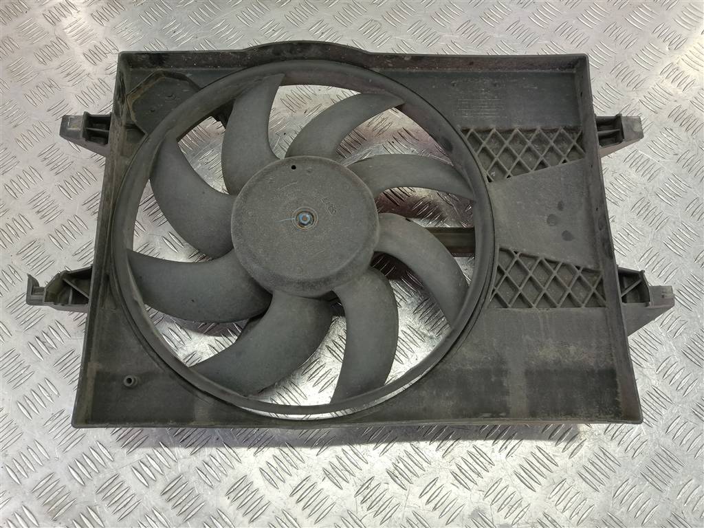 вентилятор охлаждения FORD Fusion 1.4 AMT (80 л.с.)Fusion  I рестайлинг (2005—2012) Хетчбэк 1495687, 6150 рублей, Москва