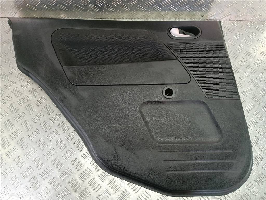 обшивка двери FORD Fusion 1.4 AMT (80 л.с.)Fusion  I рестайлинг (2005—2012) Хетчбэк 1374780, 1090 рублей, Москва