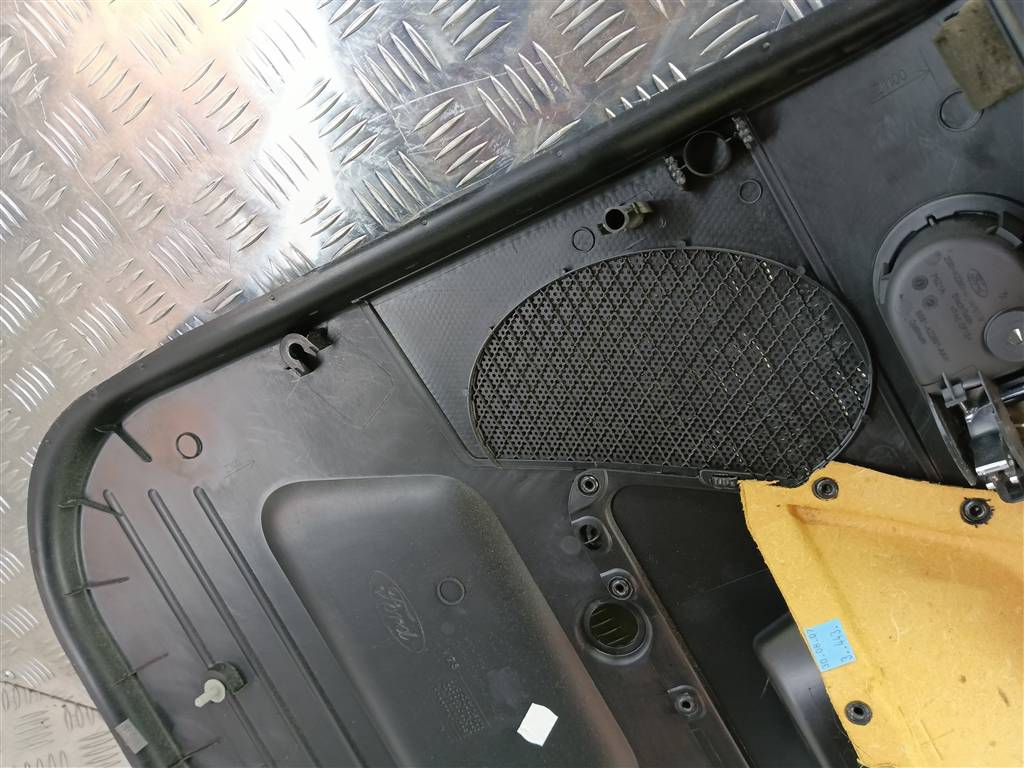 обшивка двери FORD Fusion 1.4 AMT (80 л.с.)Fusion  I рестайлинг (2005—2012) Хетчбэк 1374780, 1090 рублей, Москва