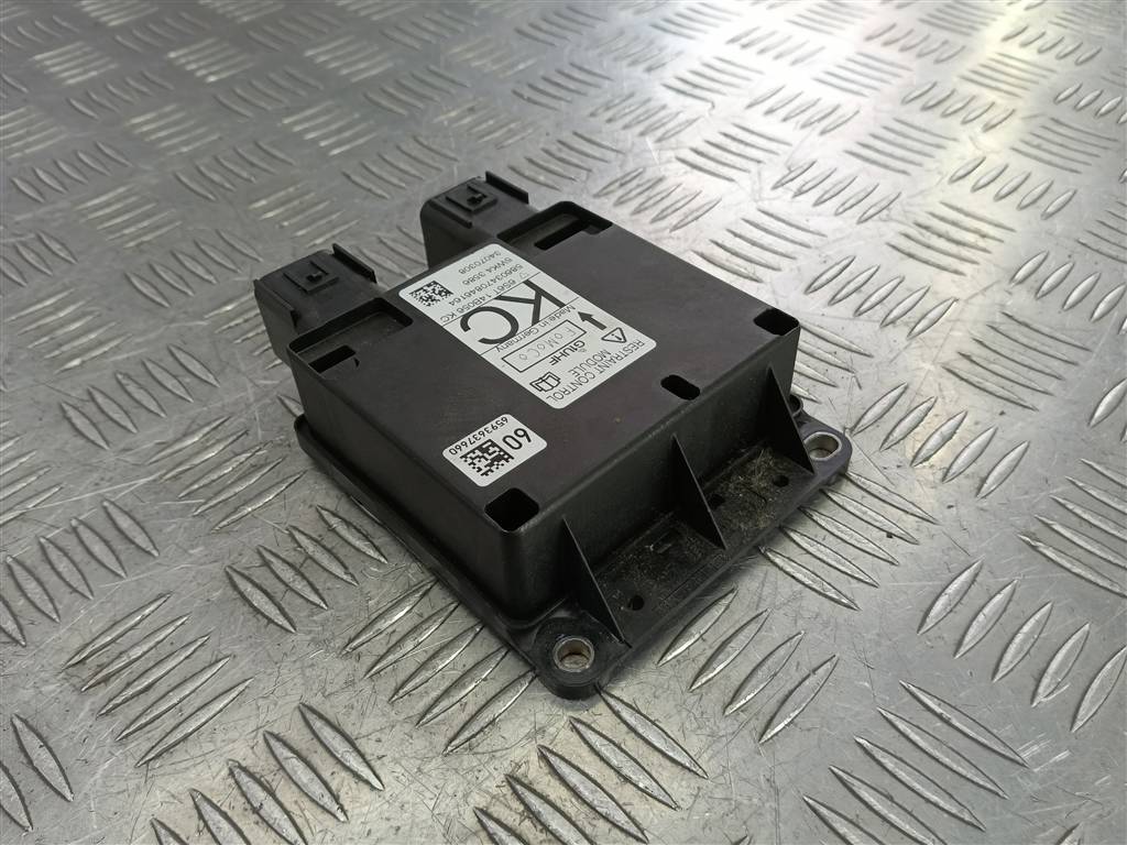 блок управления srs (air bag) FORD Fusion 1.4 AMT (80 л.с.)Fusion  I рестайлинг (2005—2012) Хетчбэк 1438907, 980 рублей, Москва