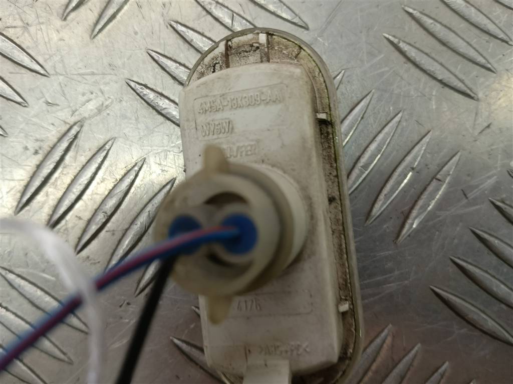 повторитель поворота FORD Fusion 1.4 AMT (80 л.с.)Fusion  I рестайлинг (2005—2012) Хетчбэк 1336185, 750 рублей, Москва