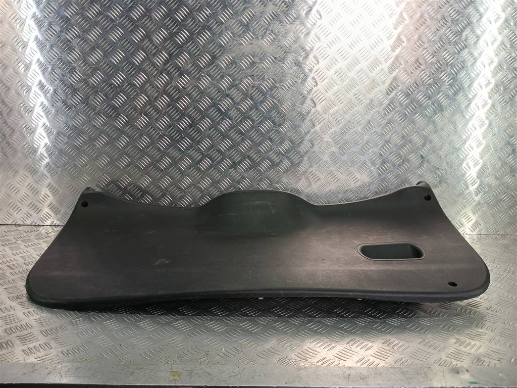 обшивка крышки багажника FORD Fusion 1.4 AMT (80 л.с.)Fusion  I рестайлинг (2005—2012) Хетчбэк 1379906, 3390 рублей, Москва