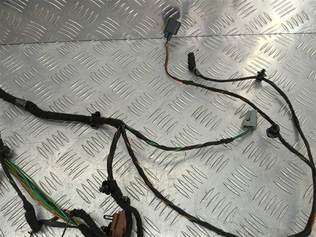 проводка (коса) FORD Fusion 1.4 AMT (80 л.с.)Fusion  I рестайлинг (2005—2012) Хетчбэк 1475848, 980 рублей, Москва