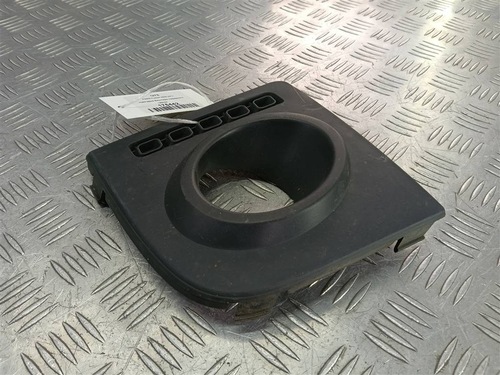 накладка бампера переднего FORD Fusion 1.4 AMT (80 л.с.)Fusion  I рестайлинг (2005—2012) Хетчбэк 1369324, 2010 рублей, Москва