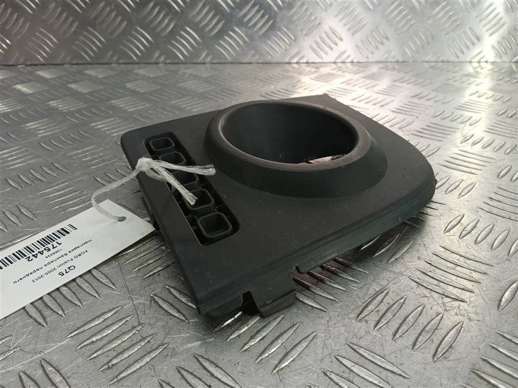 накладка бампера переднего FORD Fusion 1.4 AMT (80 л.с.)Fusion  I рестайлинг (2005—2012) Хетчбэк 1369324, 2010 рублей, Москва