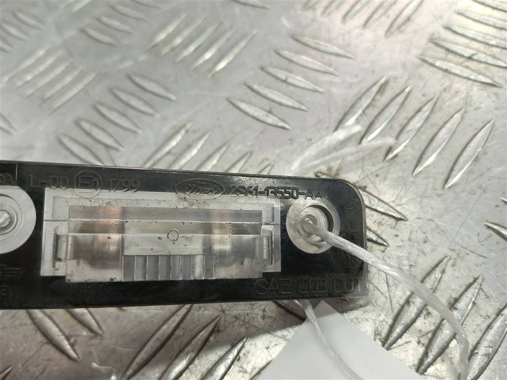 фонарь номерного знака FORD Fusion 1.4 AMT (80 л.с.)Fusion  I рестайлинг (2005—2012) Хетчбэк 1332916, 860 рублей, Москва