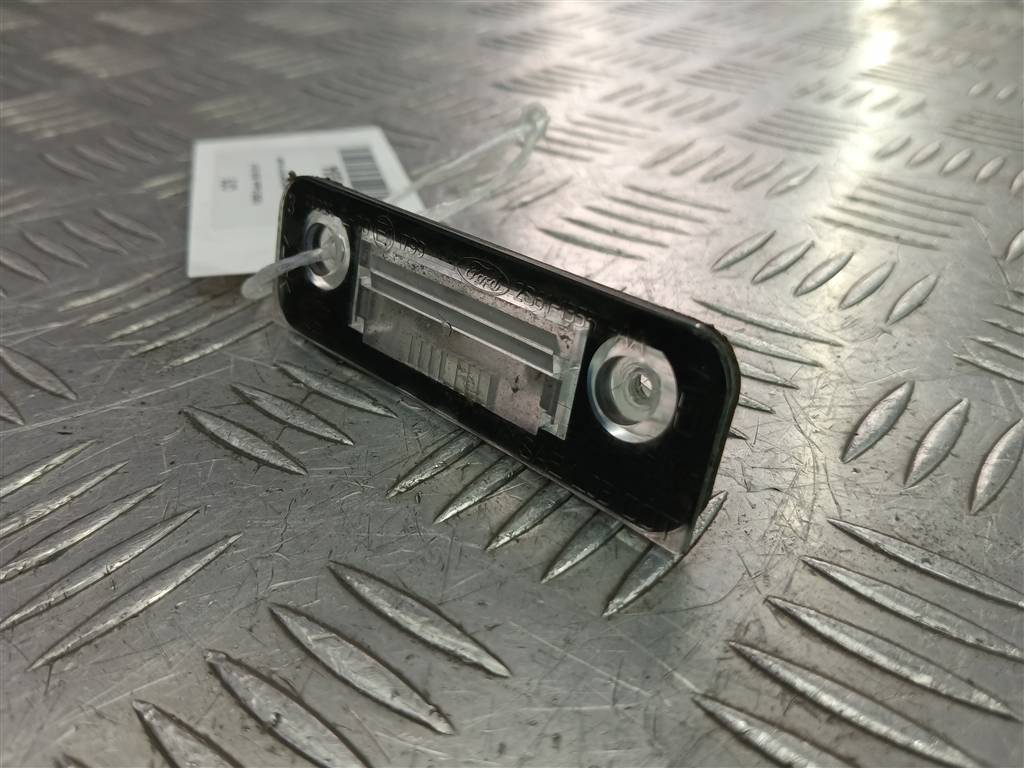 фонарь номерного знака FORD Fusion 1.4 AMT (80 л.с.)Fusion  I рестайлинг (2005—2012) Хетчбэк 1332916, 860 рублей, Москва