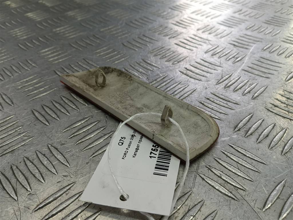 катафот FORD Fusion 1.4 AMT (80 л.с.)Fusion  I рестайлинг (2005—2012) Хетчбэк 1207549, 1090 рублей, Москва