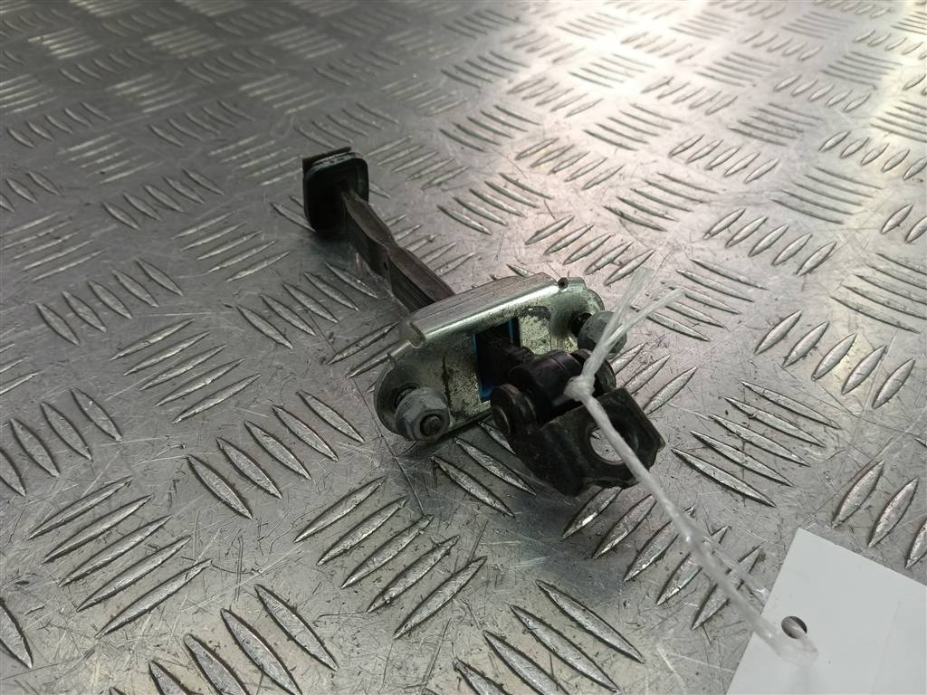 ограничитель двери FORD Fusion 1.4 AMT (80 л.с.)Fusion  I рестайлинг (2005—2012) Хетчбэк 1474246, 520 рублей, Москва