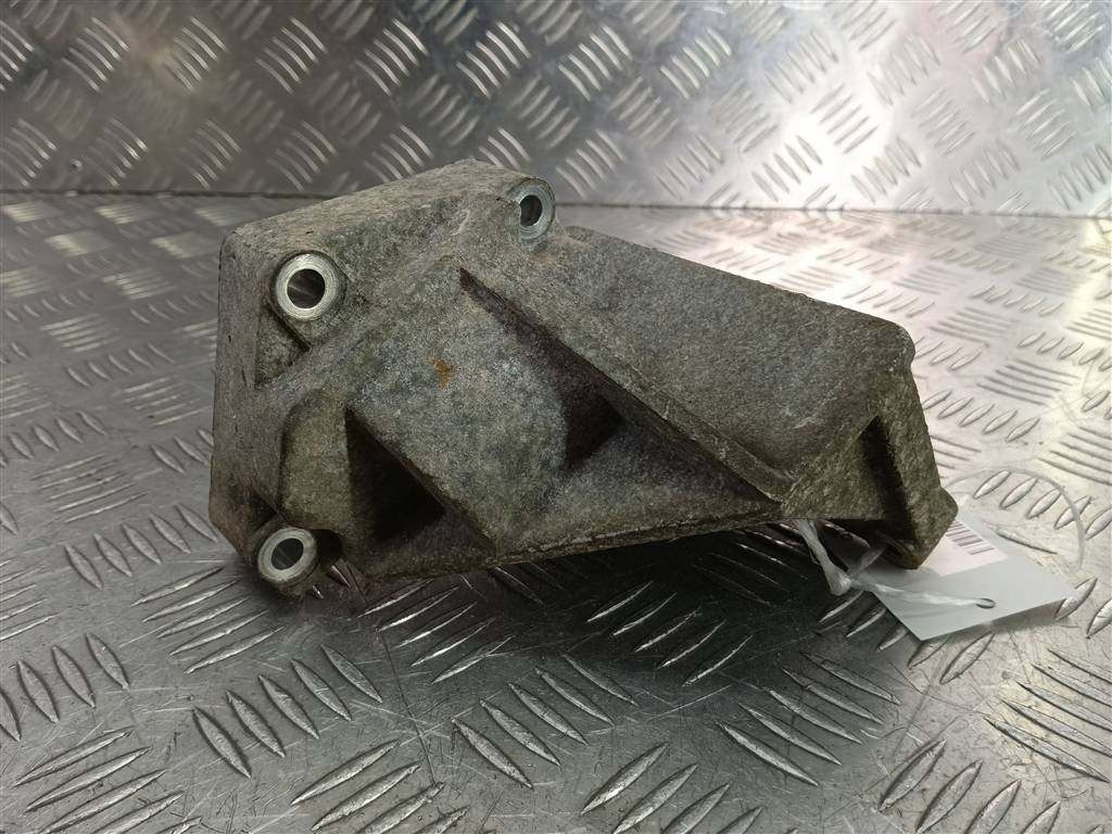 кронштейн гур FORD Fusion 1.4 AMT (80 л.с.)Fusion  I рестайлинг (2005—2012) Хетчбэк 1300783, 630 рублей, Москва