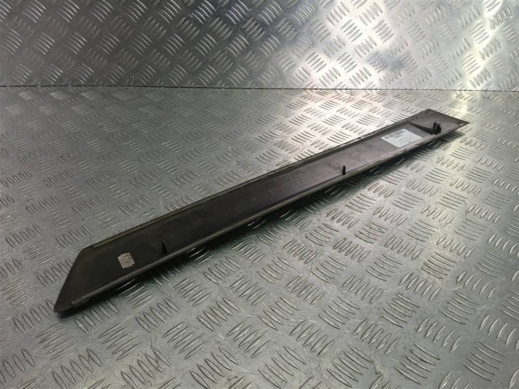 накладка двери FORD Fusion 1.4 AMT (80 л.с.)Fusion  I рестайлинг (2005—2012) Хетчбэк 1711223, 1210 рублей, Москва