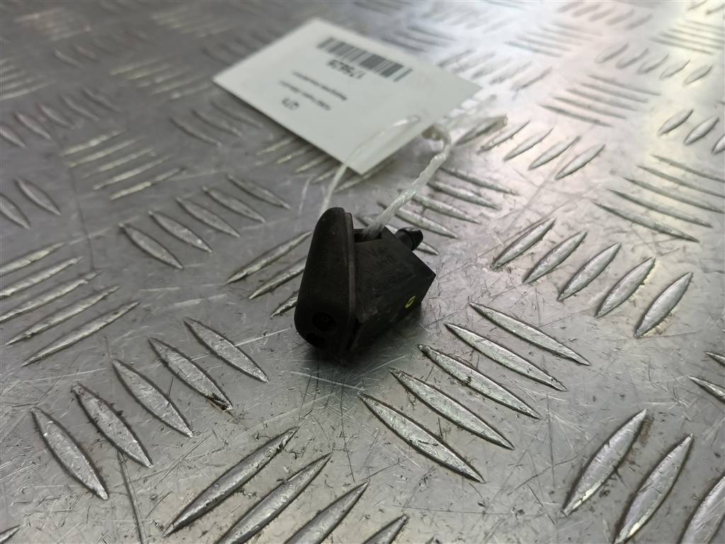 форсунка омывателя FORD Fusion 1.4 AMT (80 л.с.)Fusion  I рестайлинг (2005—2012) Хетчбэк 1442176, 630 рублей, Москва