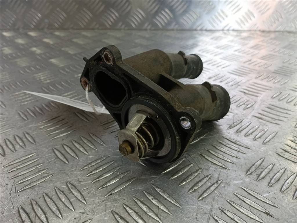 корпус термостата FORD Fusion 1.4 AMT (80 л.с.)Fusion  I рестайлинг (2005—2012) Хетчбэк 1707050, 520 рублей, Москва