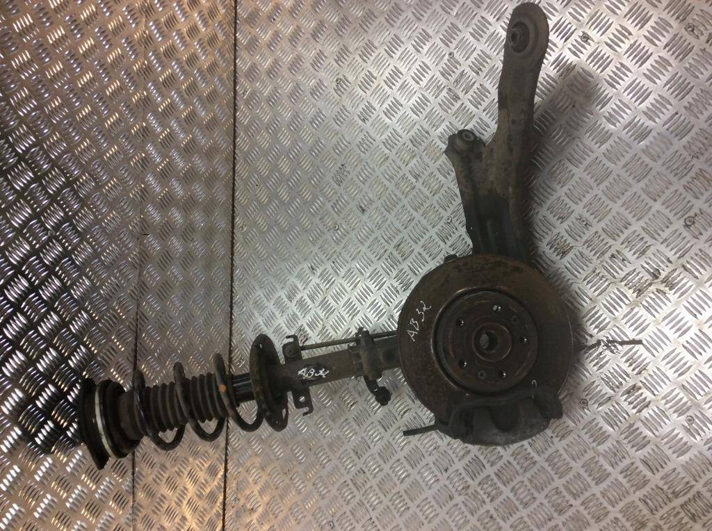 суппорт Renault Kangoo  7701208333, 1320 рублей, Москва