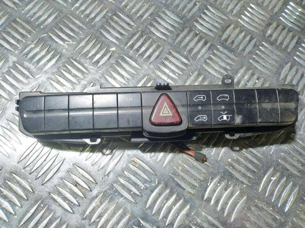 блок кнопок MERCEDES-BENZ Vito  A6395454407, 1090 рублей, Москва
