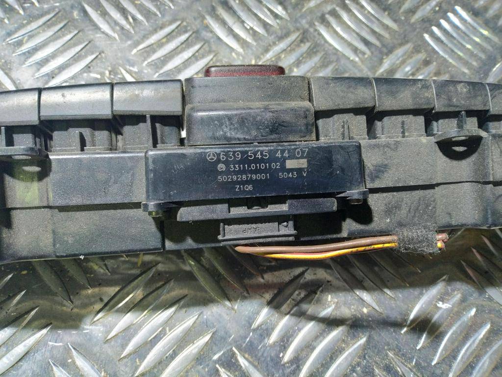 блок кнопок MERCEDES-BENZ Vito  A6395454407, 1090 рублей, Москва