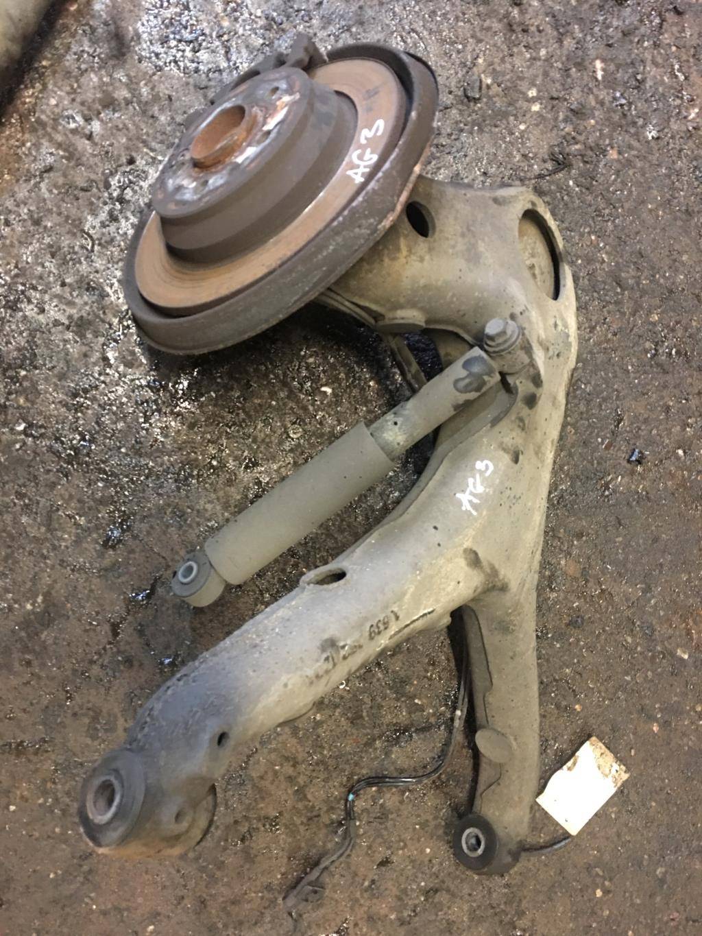 суппорт MERCEDES-BENZ Vito  A6394200283, 2010 рублей, Москва