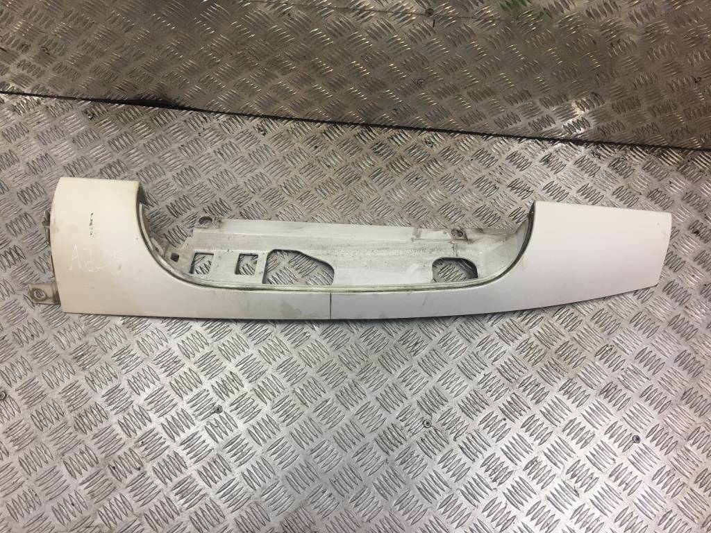 накладка под фонарем Fiat Doblo  735388405, 630 рублей, Москва